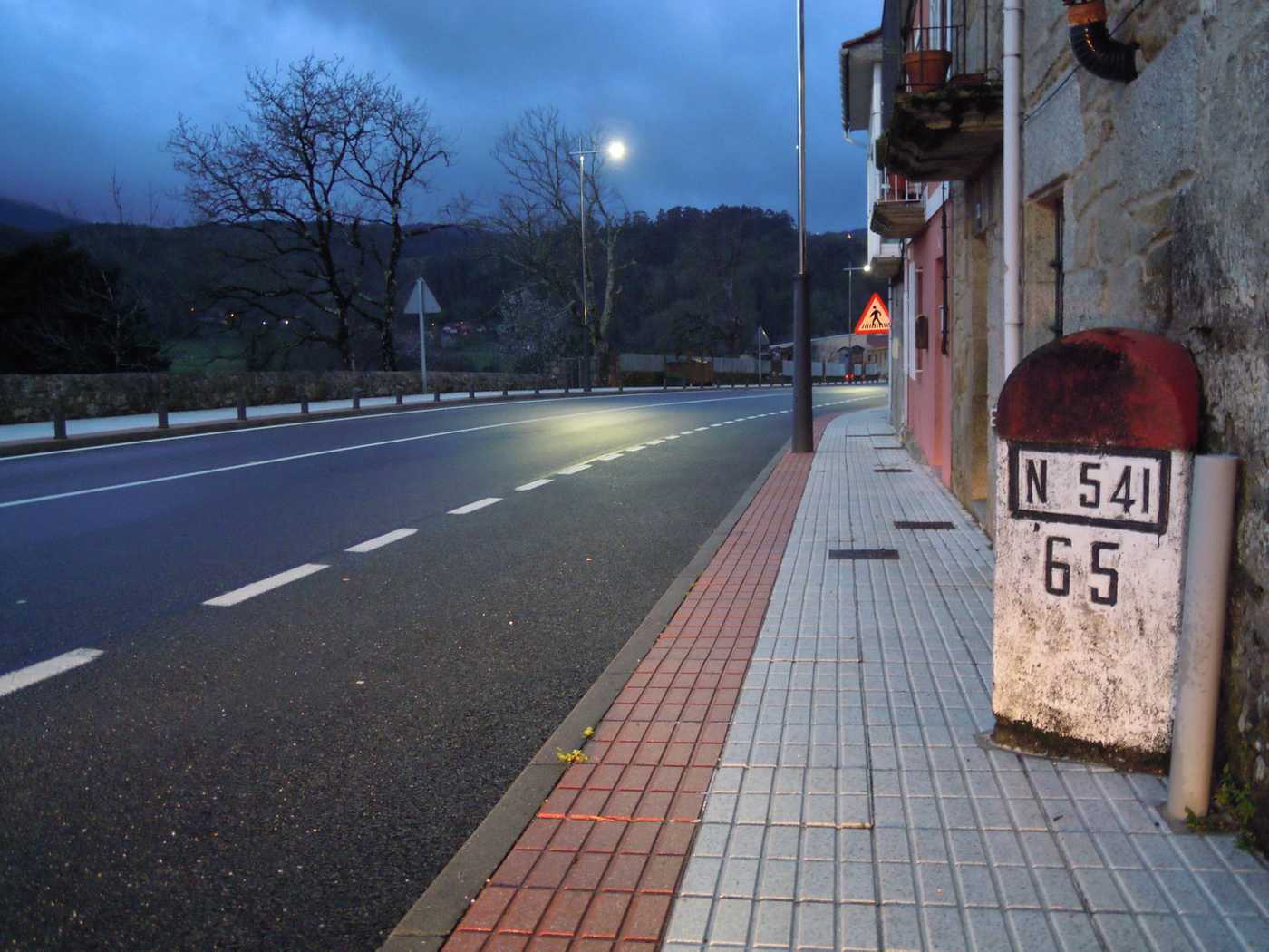 Por cuestións laborais, entre setembro e novembro percorrín bastante a estrada  N-541 , que une  Ourense  e  Pontevedra . Desde sempre…